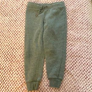 Girl sweatpants size 4-5